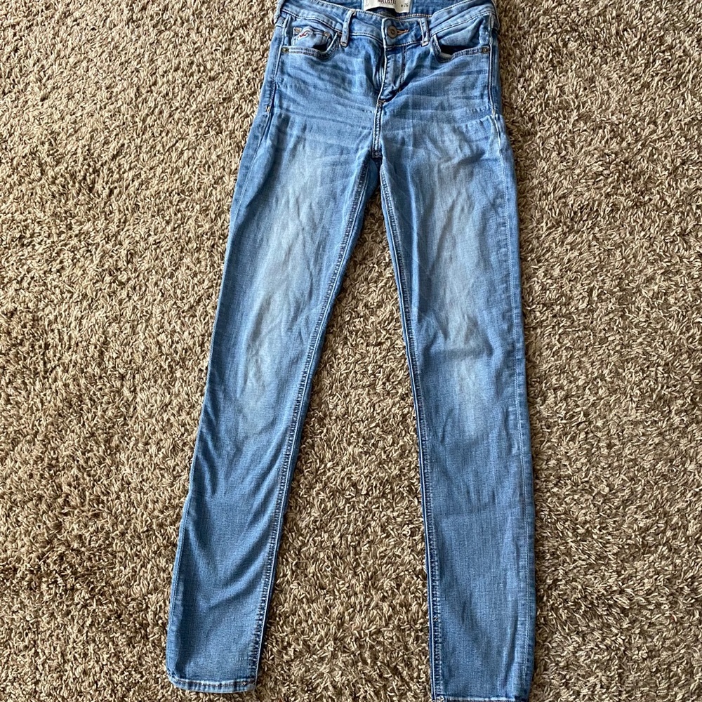 Hollister jeans